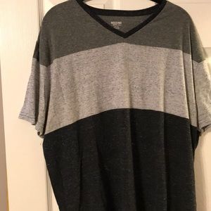 Mossimo Supply Co T-shirt XXL